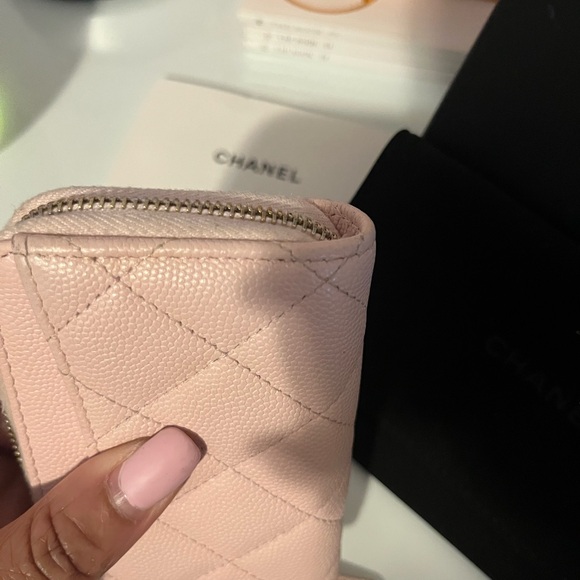 Chanel Pink Quilted Caviar Leather Wallet - Picture 4 of 8